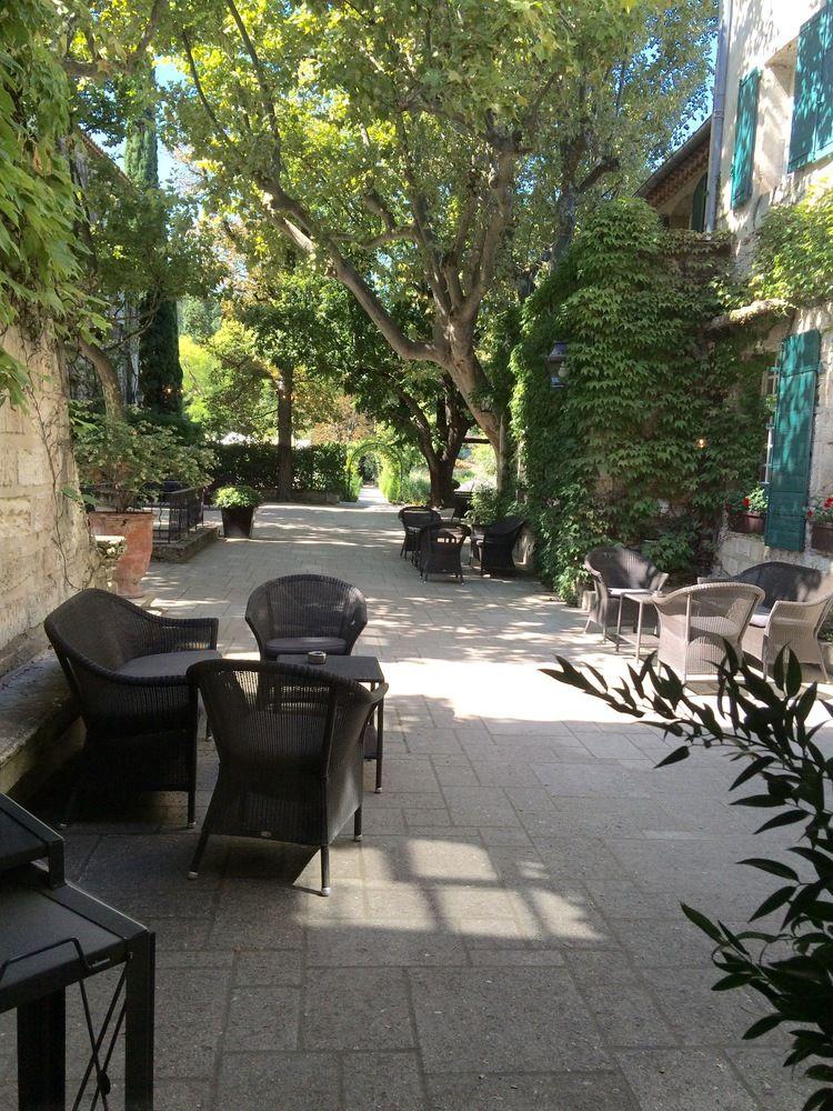 Le Prieure Hotel วิลเนิฟ-เลส์-อาวิญง ภายนอก รูปภาพ