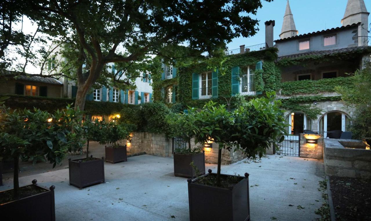 Le Prieure Hotel วิลเนิฟ-เลส์-อาวิญง ภายนอก รูปภาพ