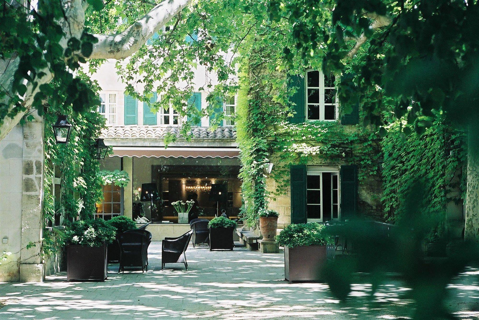 Le Prieure Hotel วิลเนิฟ-เลส์-อาวิญง ภายนอก รูปภาพ